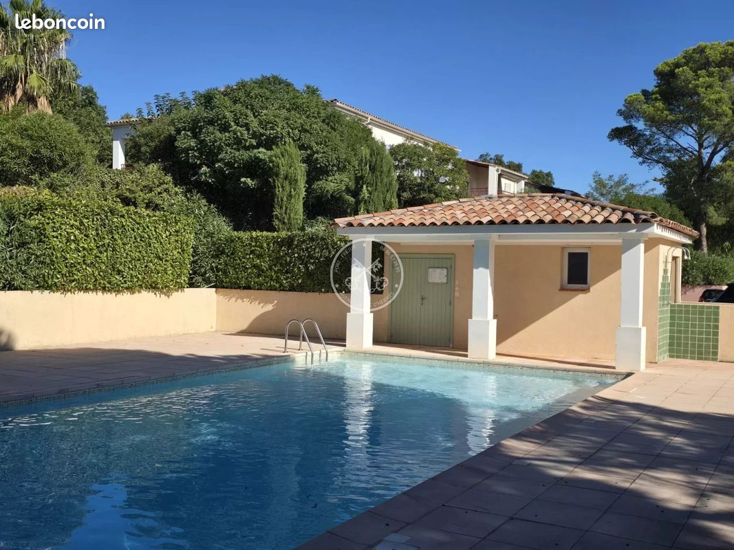 Appartement 2 pièces 54 m² · à Fréjus · 54 m² · 179 000 €
