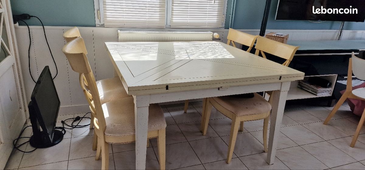 Roche Bobois Table mouchoir (image 1)