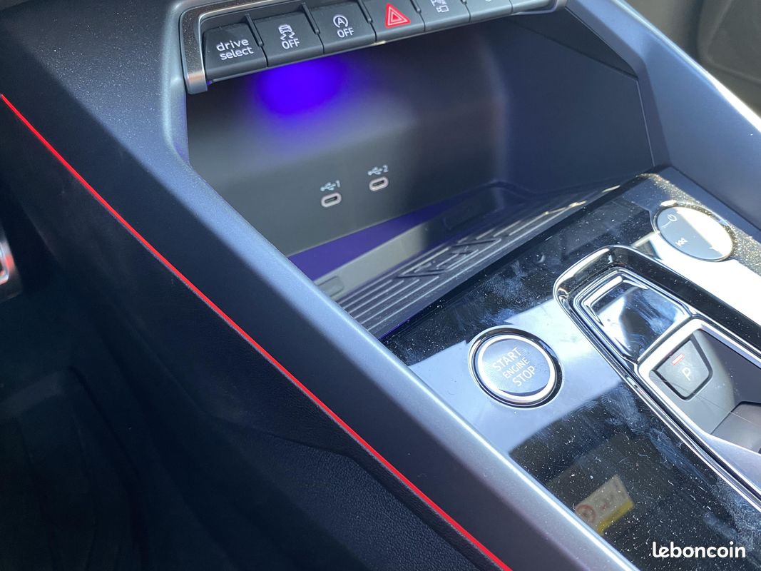 AUDI A3 Berline TFSI 150 ch Hybride S line (image 38)