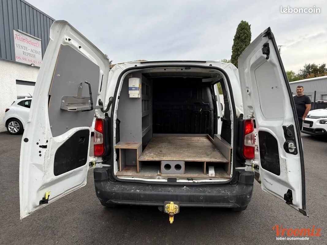 Peugeot Partner BHDI 100 PREMIUM 3Pl. CAMERA+RADAR DITRIB.+CT OK (GALERIE POSSIBLE) 1ermain 2021 (image 10)