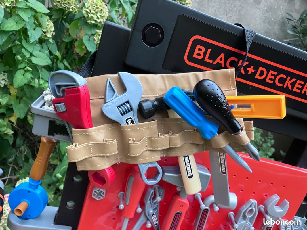 Etabli Black et Decker - SMOBY + outils (image 2)