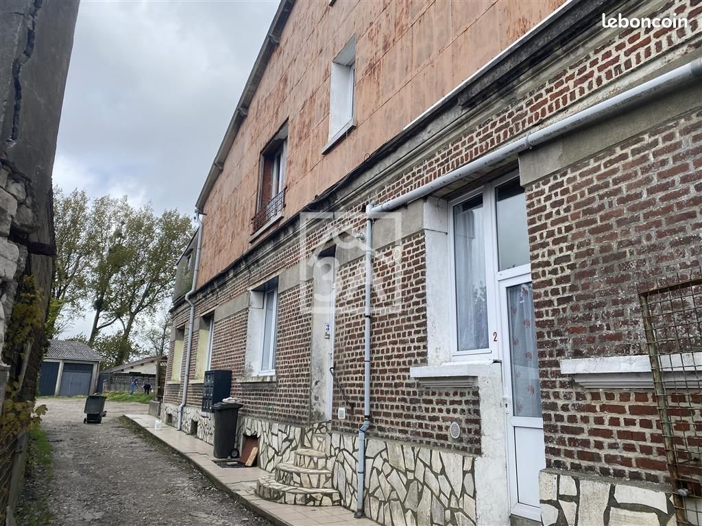 Local commercial 423 m² · à Desvres · 423 m² · 334 400 €