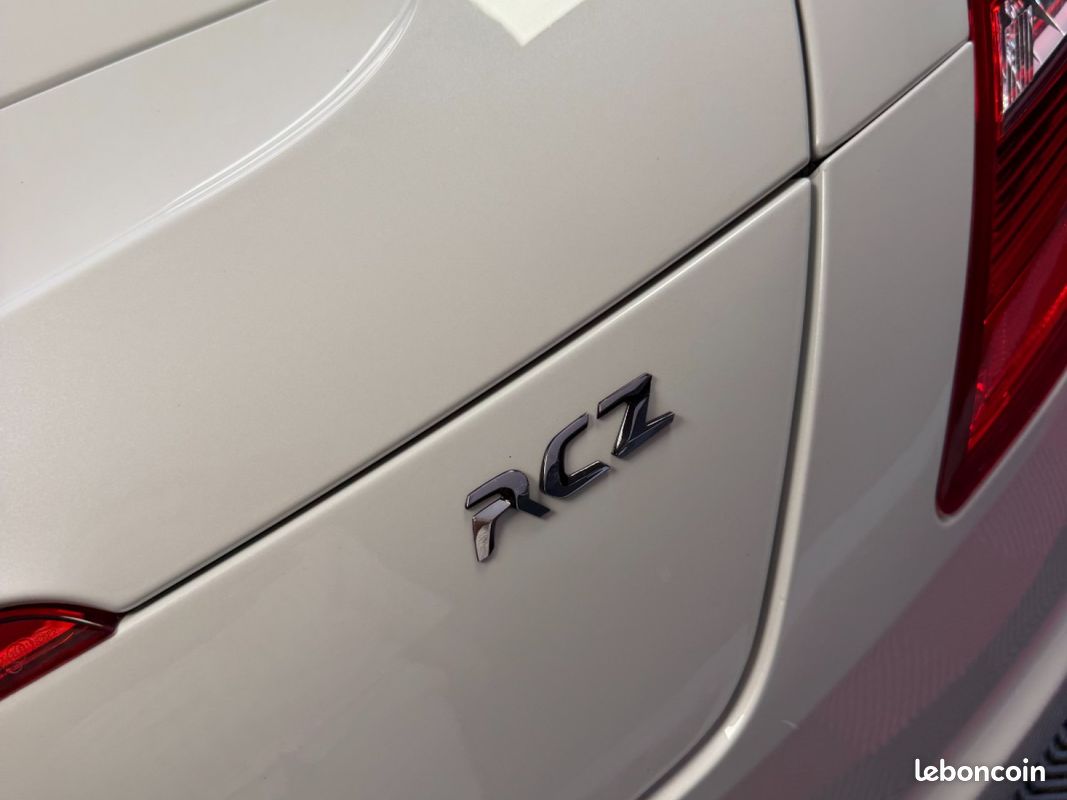 PEUGEOT RCZ 1.6 THP 155ch (image 27)
