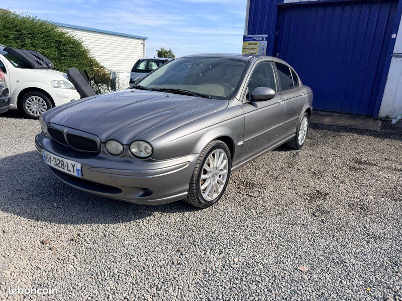 Jaguar X-TYP 2.0 D 130 CH (image 2)