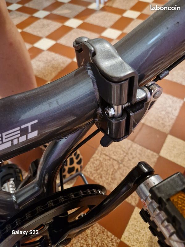 Vélo Pliant Moma Bikes Street – Shimano 6 Vitesses – Cadre Hi-Ten, Roues 20″ – Plié 70x55x30 Cm – Urbain
