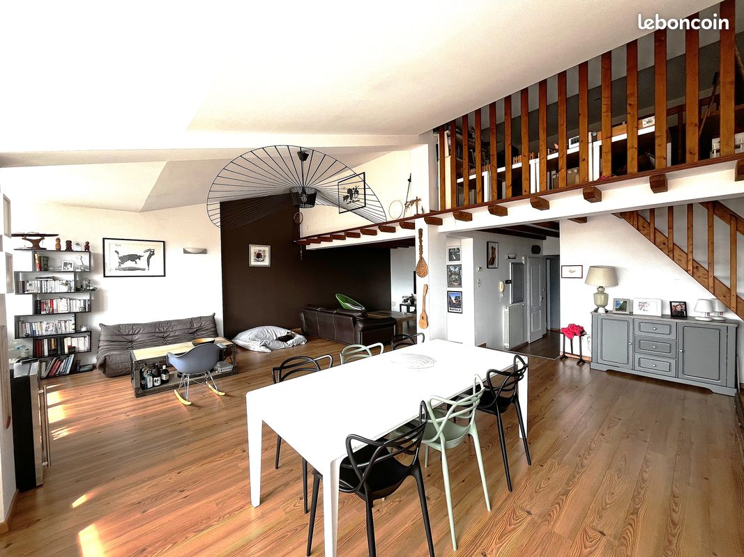 Appartement 5 pièces 165 m² · à Lavaur · 165 m² · 315 000 €