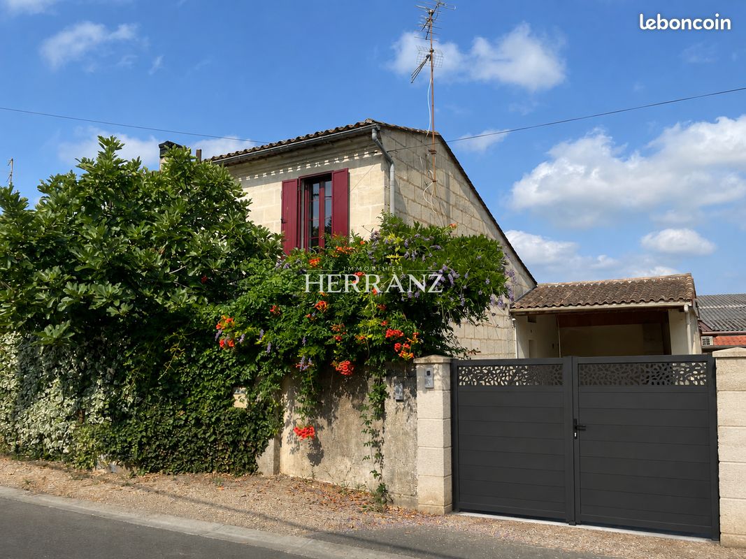 Maison 5 pièces 135 m² · à Arveyres · 135 m² · 269 900 €