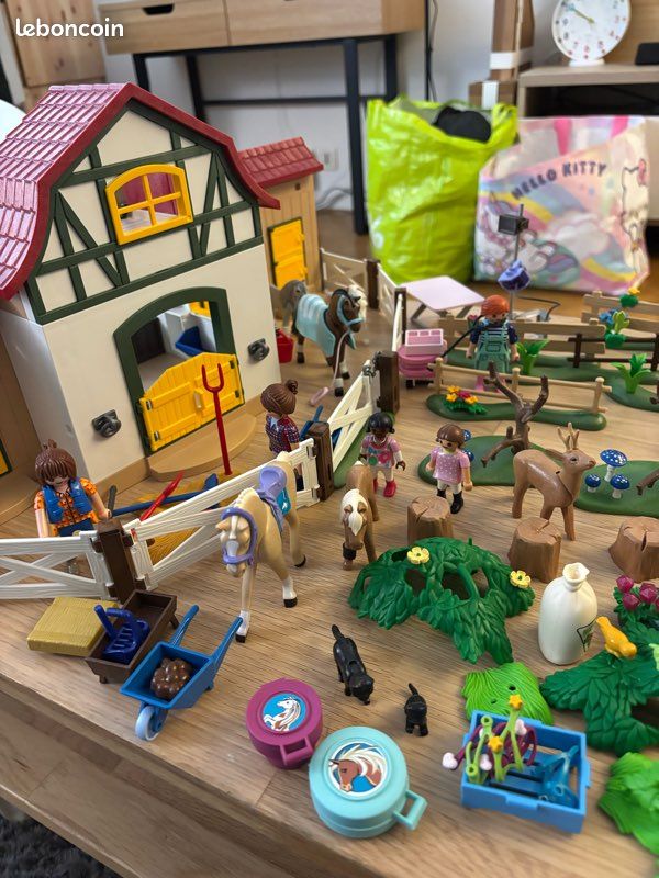 Lot Playmobil Country (dont Poney club + extension) (image 1)