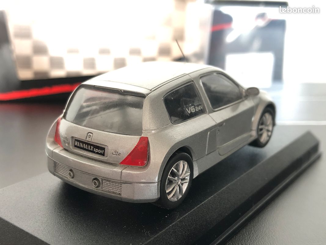 412D Jemmpy/GTS Kit Résine Monté Clio Renault V6 24V #44 1998 1:43