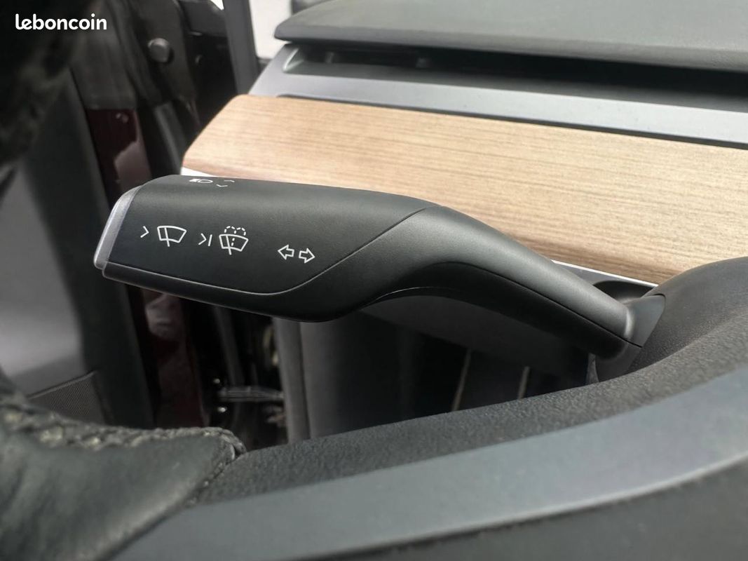 TESLA MODEL Y AWD Performance PH1 - GARANTIE CONSTRUCTEUR (image 39)
