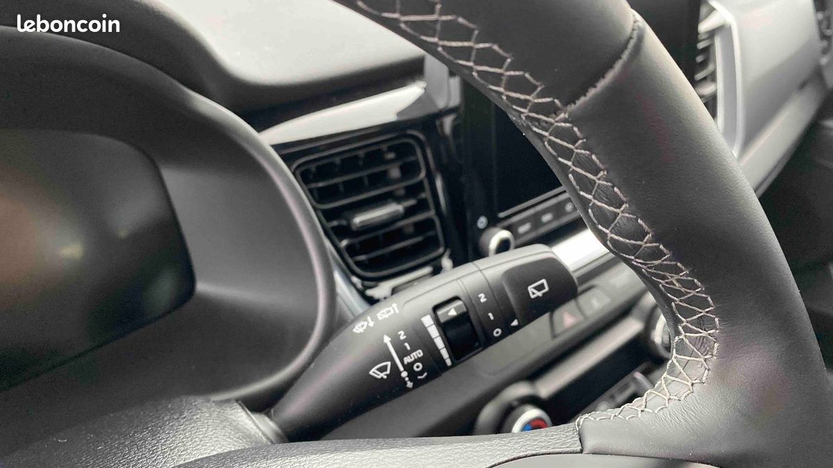 KIA Stonic 1.0 T-GDi 100 ch BVM6 Active (image 20)