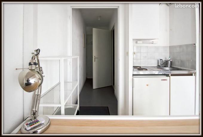 Studio 1 pièce 17 m² — 12