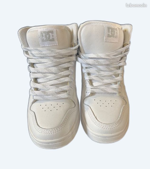 Baskets montantes dc shoes blanche et argenté Chaussures