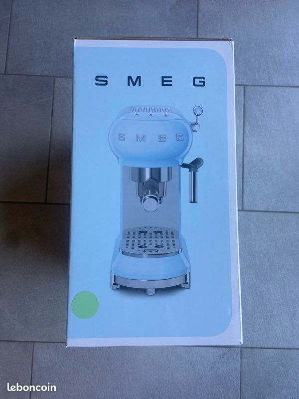 Machine à café expresso SMEG vert (image 6)