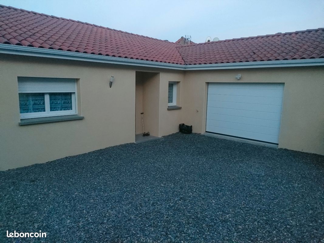 Maison 4 pièces 102 m² · à Sainte-Florine · 102 m² · 235 000 €