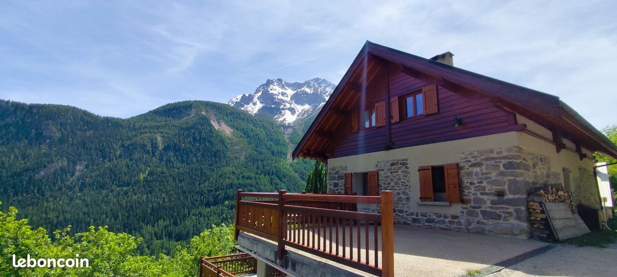 Maison 10 pièces 206 m² · à Freissinières · 206 m² · 660 000 €