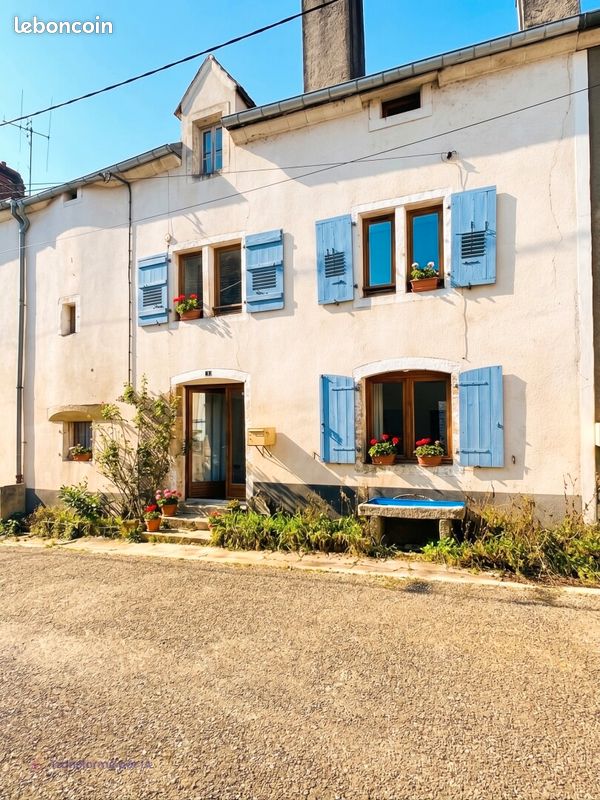 Maison 5 pièces 135 m² · à Amance · 135 m² · 76 000 €
