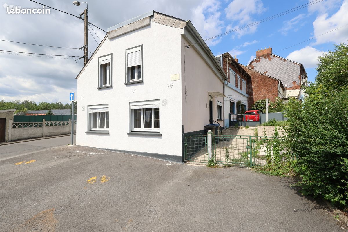 Maison 5 pièces 68 m² · à Wignehies · 68 m² · 50 000 €