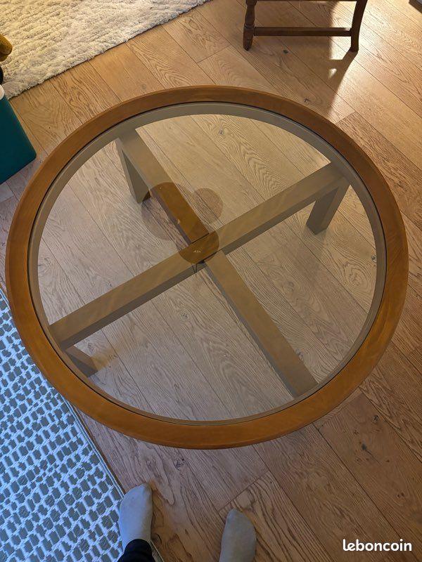 Table basse ronde plateau verre assise noyer (image 2)