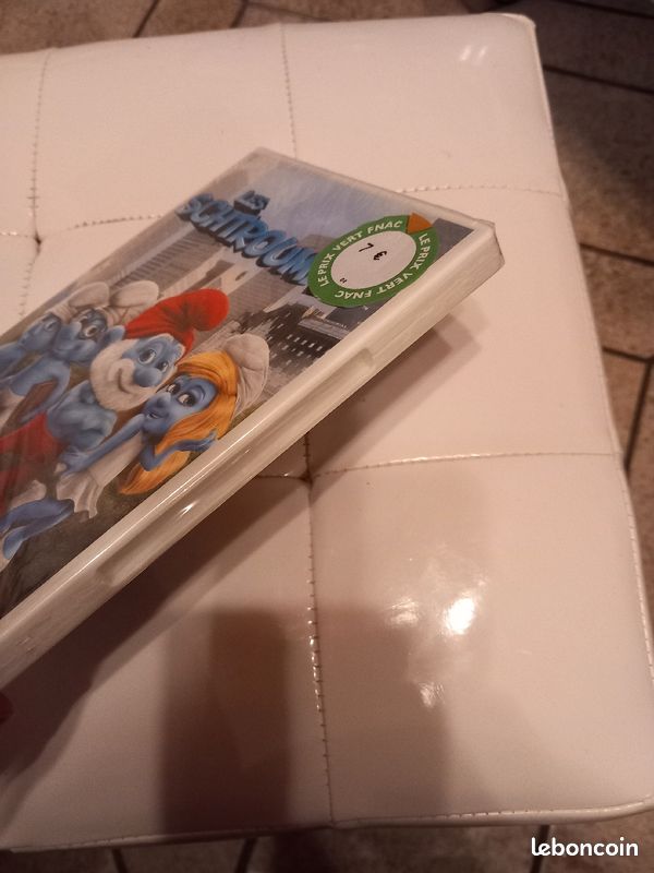 Dvd les schtroumpfs neuf (image 3)