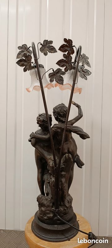 Grande lampe style Art Nouveau – d’après Auguste Moreau – couple d’enfants (image 8)