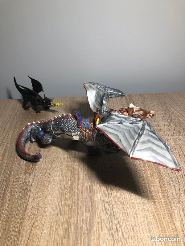 2 Figurines dragons (image 2)