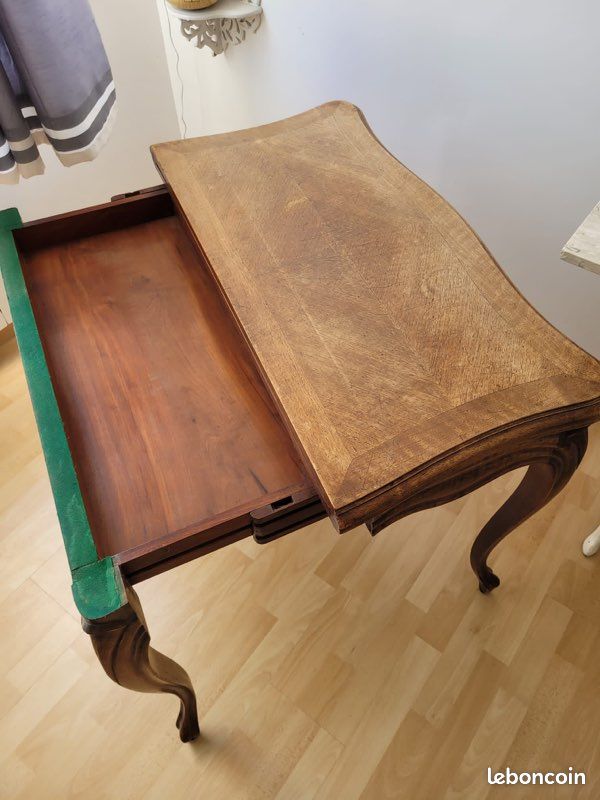 Une table de jeux antiques 19eme siècles (image 3)