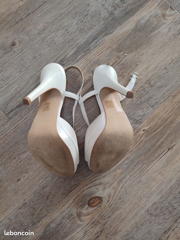 Escarpins Platform Pour La Victoire Blanc Cassé - Taille US 6.5 - Occasion Sans Boîte