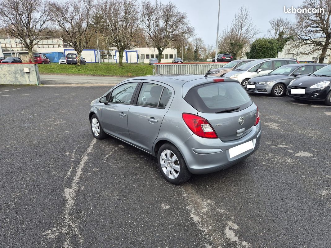 Opel Corsa 1.3L CDTI 75 cv année 09/2012 ct ok reprise (image 4)