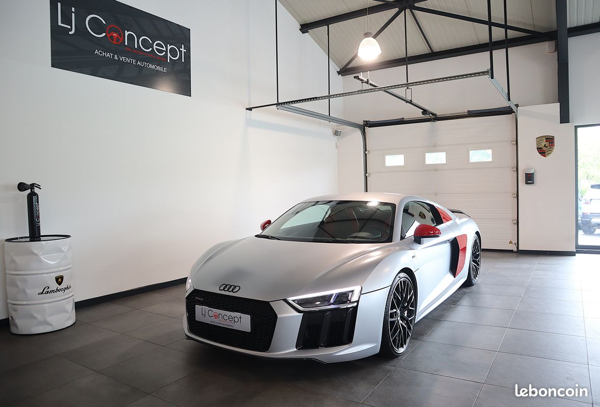 Audi R8 II 5.2 V10 PLUS FSI 610 ch Quattro "Audi Sport Édition" - 1 OF 200 - Suivi Complet Audi - 20'180 km - Feux Laser - Pack Carbone - Freins Céramique - Échappement Sport - Audi Magnetic Ride (image 1)