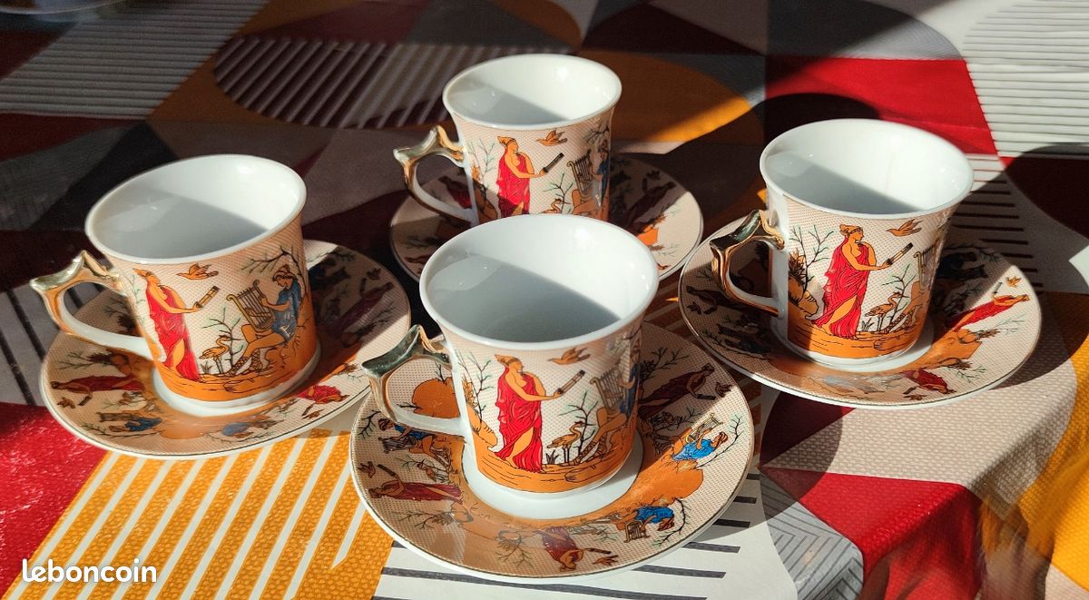 Lot de 4 tasses moka blanc en porcelaine 15cl Nuo | Maisons du Monde Lot de 4 tasses moka blanc en porcelaine 15cl Nuo | Maisons du Monde