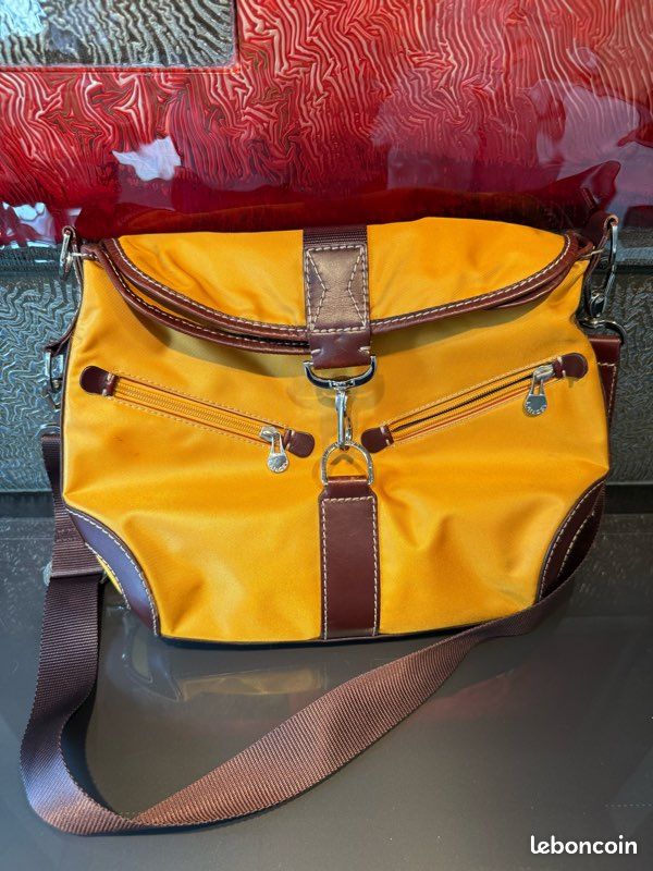 Sac bandoulière LANCEL Paris jaune safran & cuir marron – multipoches (image 1)