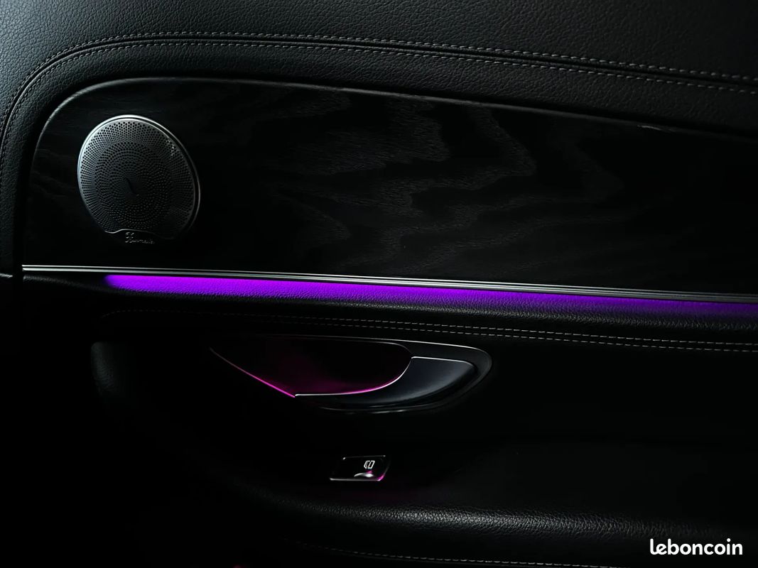 MERCEDES-BENZ Classe E 300 DE 306ch AMG Line - 2021 - Entretien Mercedes - Boîte auto - Phares LED - Caméra de recul (image 16)