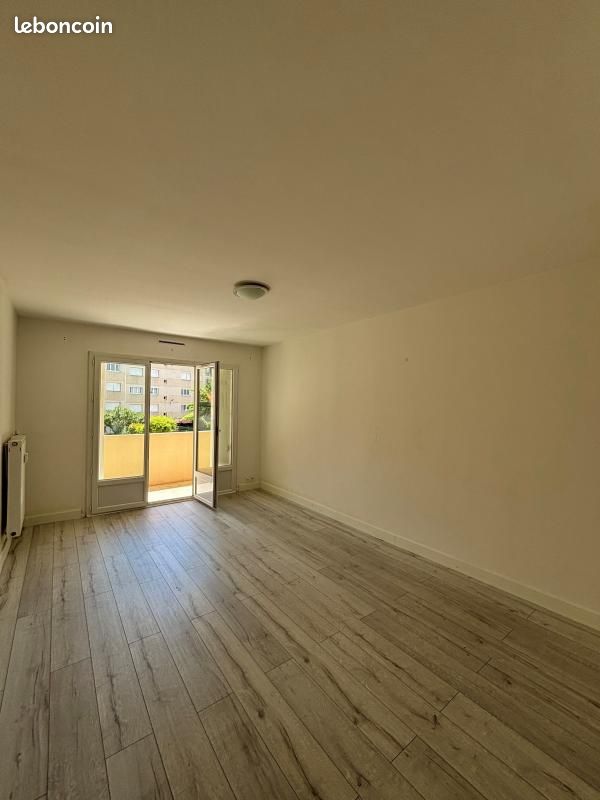 Appartement 1 pièce 35 m² · à Toulon · 35 m² · 605 €/mois