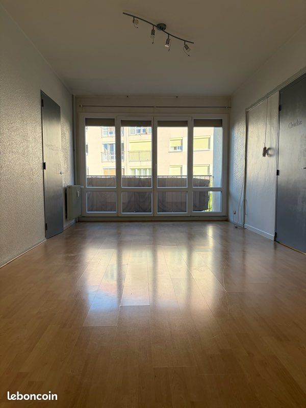 Parking 60 m² · à Besançon · 59,6 m² · 115 000 €