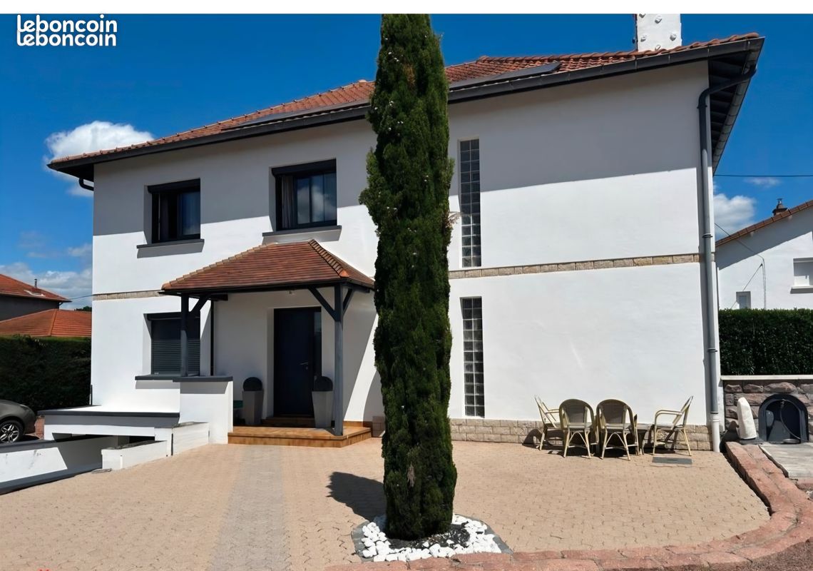 Maison 9 pièces 195 m² · à Mably · 195 m² · 335 000 €