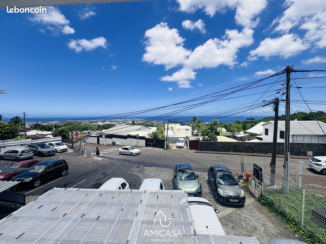 Immeuble 4 pièces 188 m² · à La Possession · 188 m² · 425 000 €