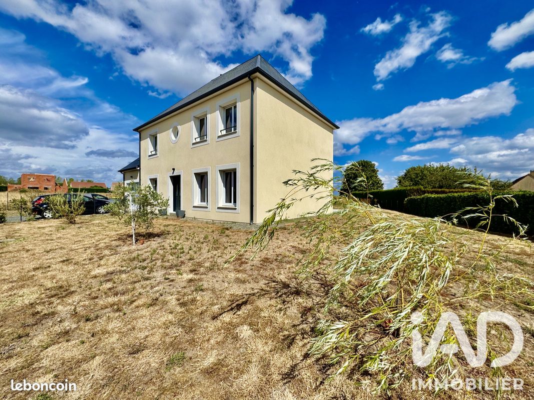 Maison 6 pièces 134 m² · à Oizé · 134 m² · 311 000 €
