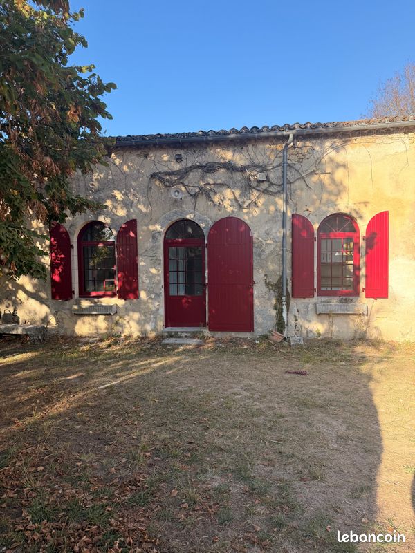 Maison 2 pièces 46 m² · à Fargues-Saint-Hilaire · 46 m² · 900 €/mois
