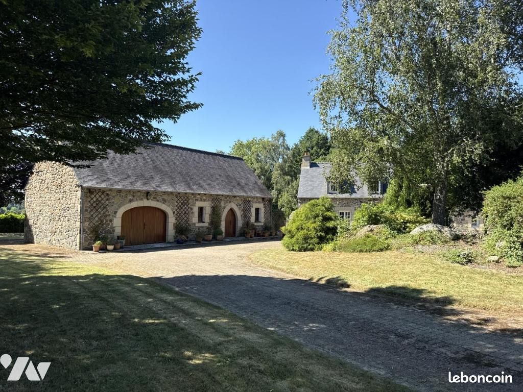 Maison 133 m² · à Pommerit-le-Vicomte · 133 m² · 416 800 €