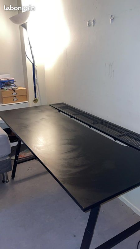 Bureau ikea (image 1)