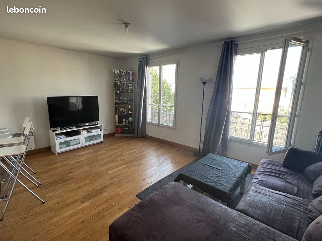 Appartement 2 pièces 44 m² · à Livry-Gargan · 44 m² · 160 000 €