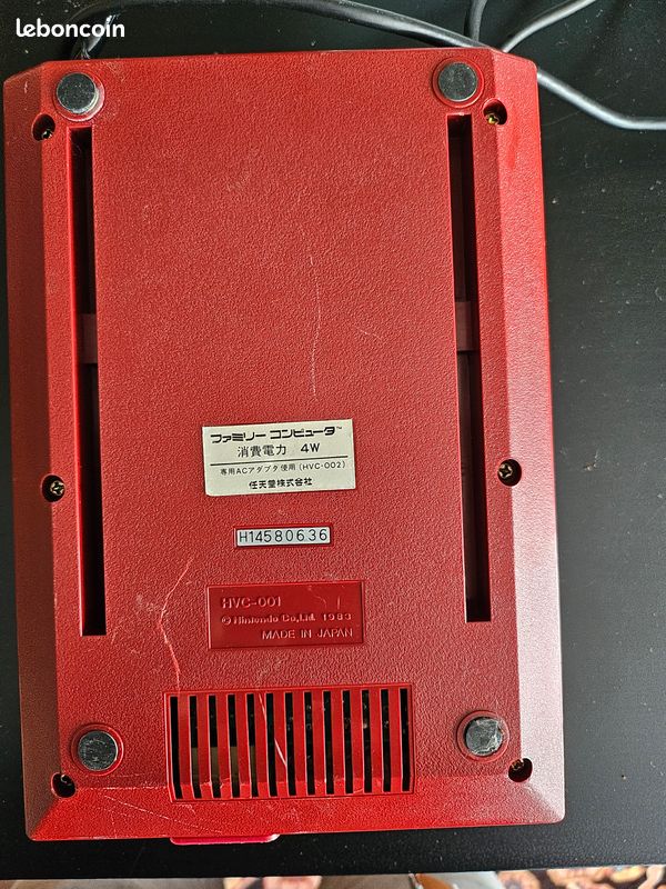 Nintendo Famicom AV Mod (image 7)
