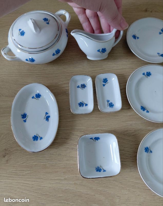 ASSIETTE DE DINETTE ancienne en porcelaine EUR 4,00 - FR