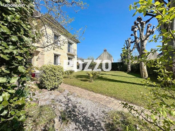 Maison 10 pièces 195 m²