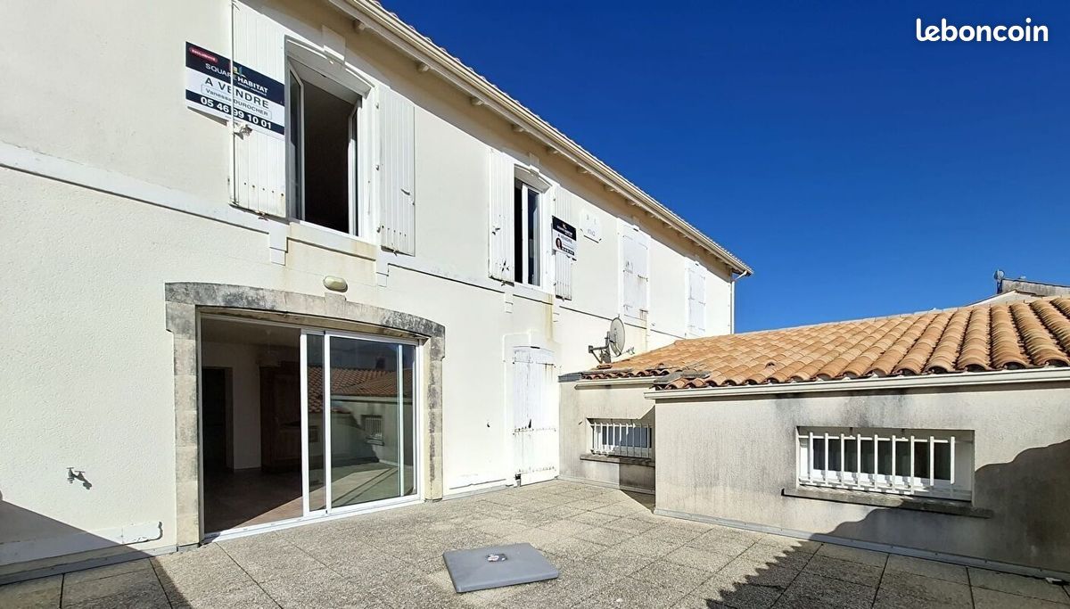 Immeuble 7 pièces 208 m² · à Saint-Pierre-d'Oléron · 208 m² · 452 650 €