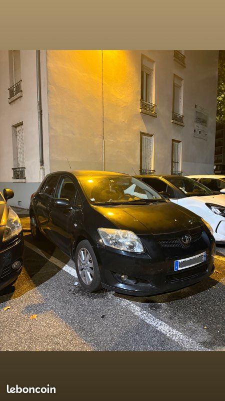 Toyota auris auto - Voitures