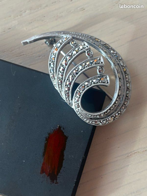 Broche Ancienne Argent Et Marcassites Forme Clé 40x15mm - Poinçons - Occasion Vintage