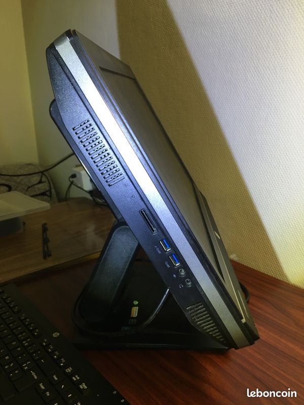 HP PC tout-en-un ProOne 600 G1 (W5X99UT#ABA) Intel Core i5 4ème génération 4590S (3,0 GHz) 8 Go DDR3 500 Go HDD 21,5 Windows 7 Professional 64 bits
