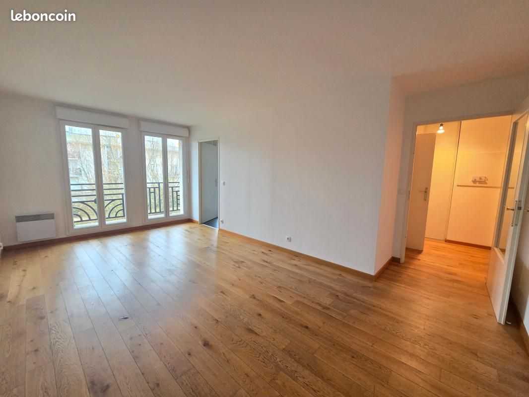 Appartement 2 pièces 43 m² · à Sainte-Geneviève-des-Bois · 43 m² · 780 €/mois